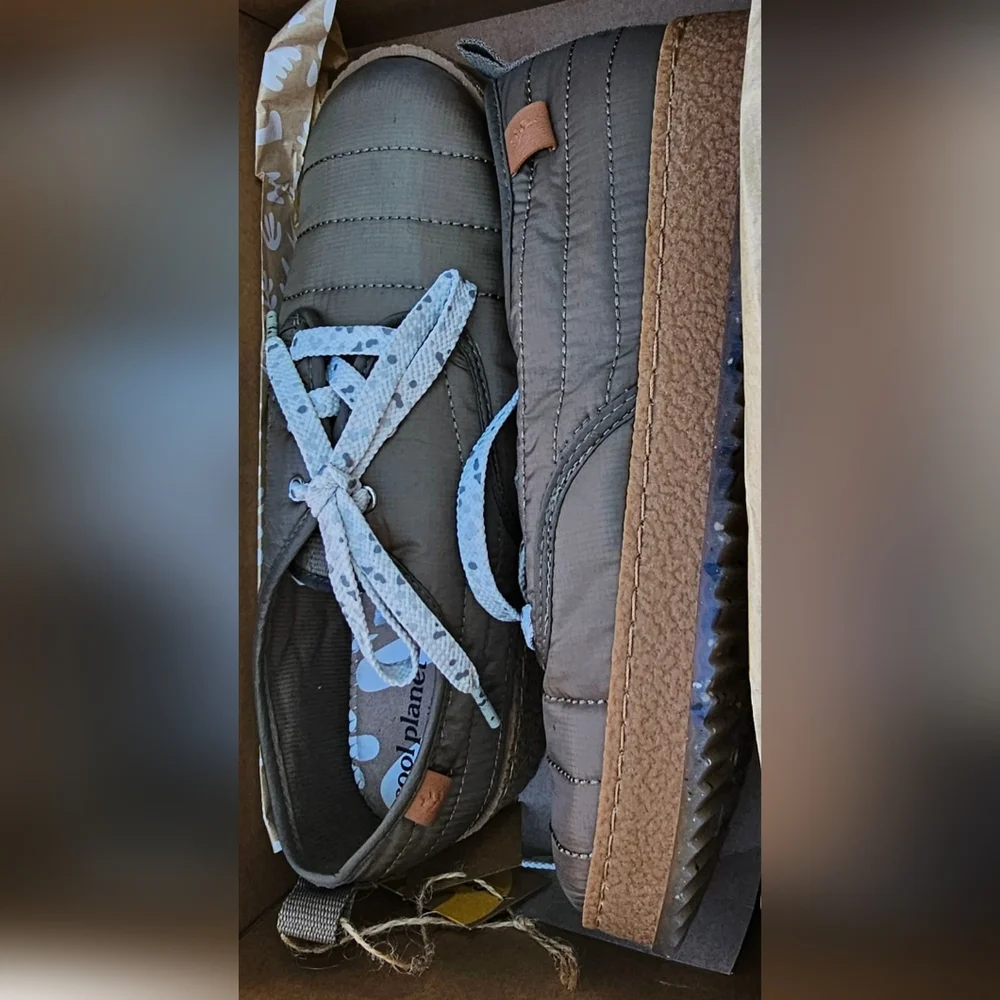 Cool Planet by Steve Madden Shoes Sneakers Chunky Sole & Puffer Recycled Fabric - Picture 10 of 12